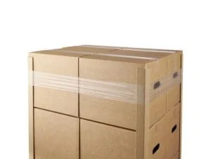 strapping a pallet